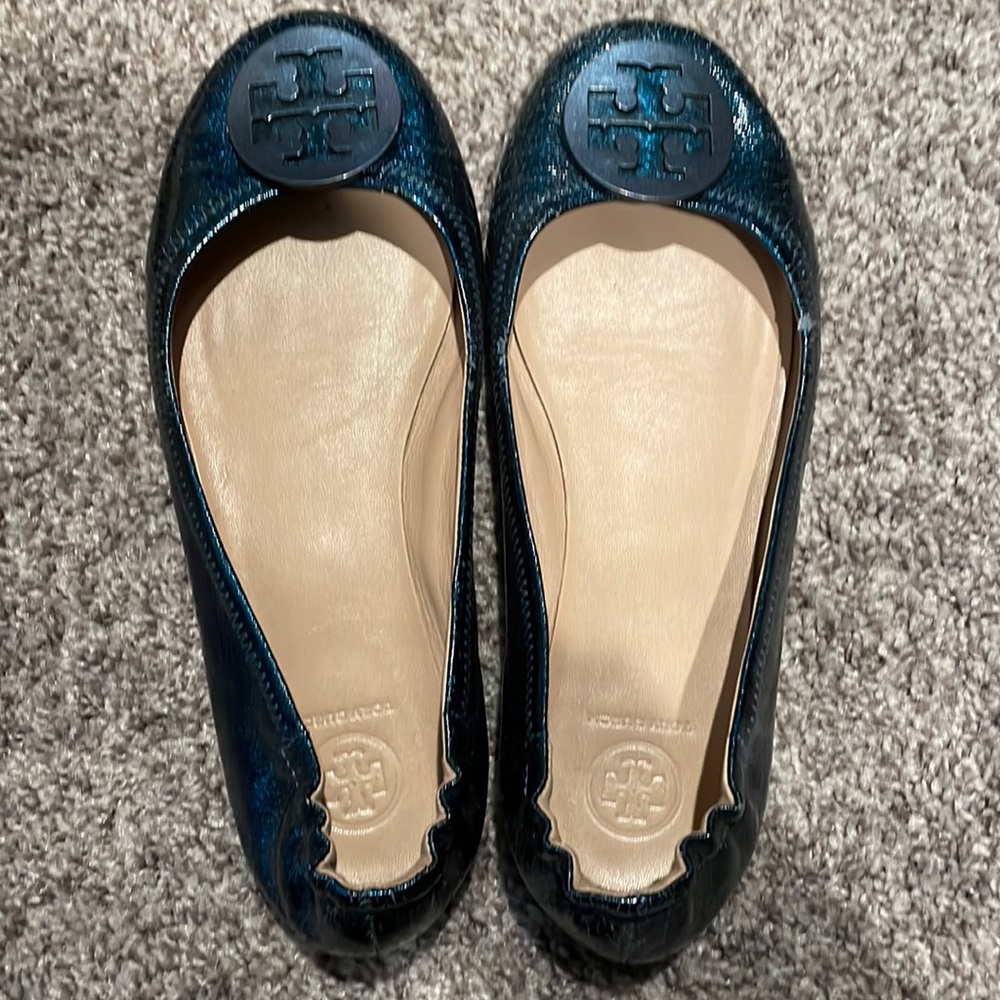 Tory Burch Minnie travel flat, size 9, sparkly teal